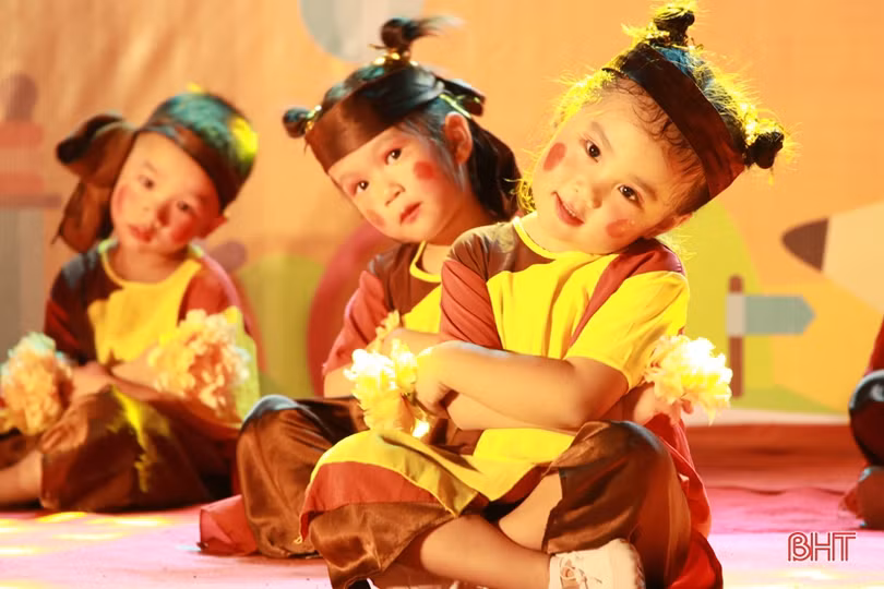 Học sinh mầm non iSchool Hà Tĩnh hào hứng với dạ tiệc mùa hè - Summer Party