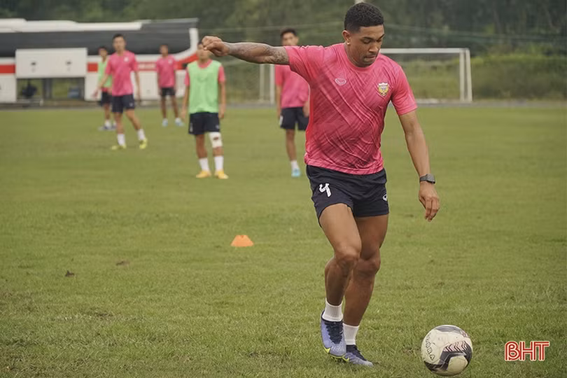 Hồng Lĩnh Hà Tĩnh cần cải thiện những gì trước trận gặp Sài Gòn FC?