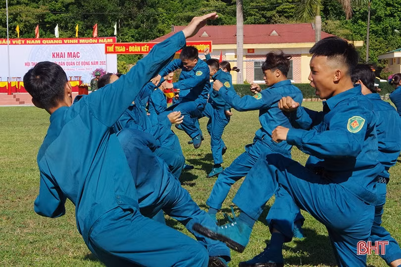 Hà Tĩnh khai mạc hội thao trung đội dân quân cơ động năm 2022