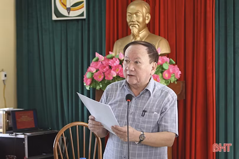 Tiếp tục động viên các văn nghệ sĩ Hà Tĩnh sáng tạo nhiều tác phẩm có chất lượng 