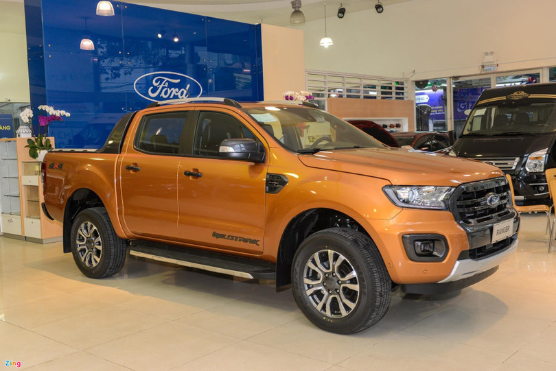 Ford Ranger bị triệu hồi tại Việt Nam do lỗi kính chắn gió