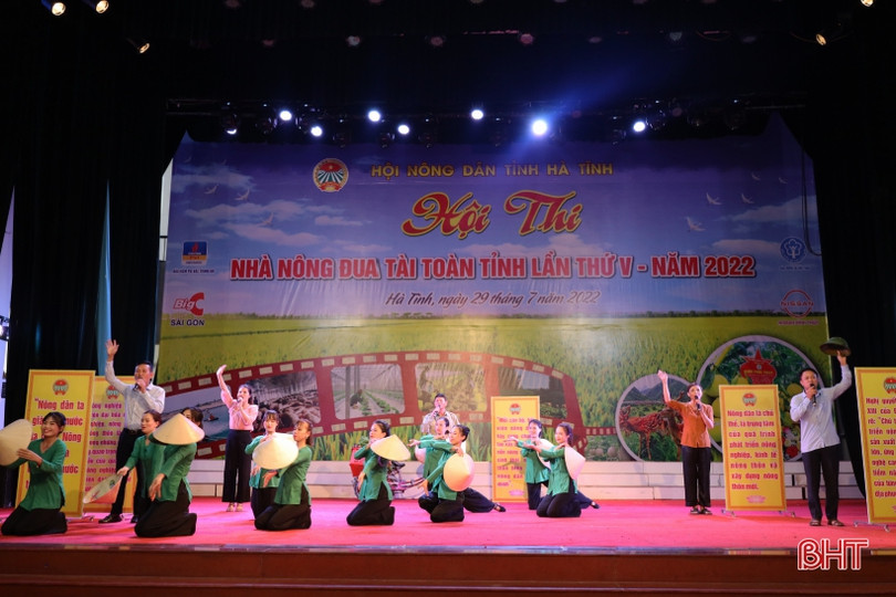 Hội Nông dân Hương Khê giành giải nhất Hội thi Nhà nông đua tài toàn tỉnh