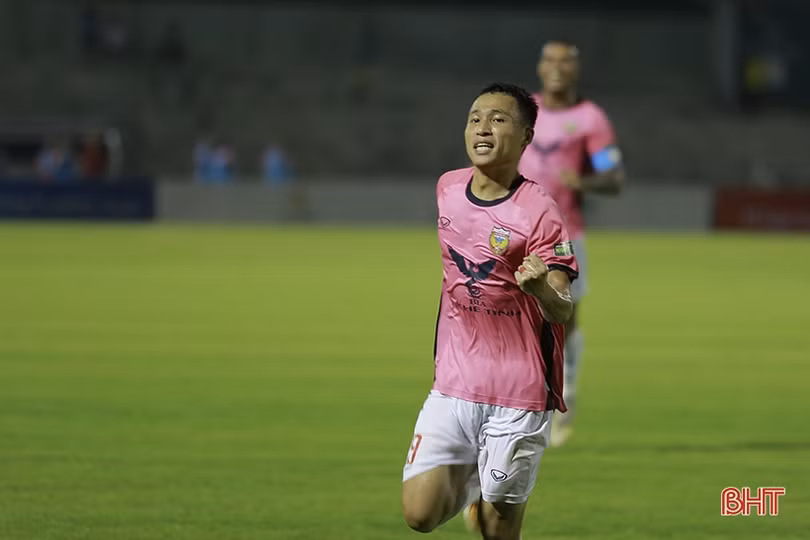 Hồng Lĩnh Hà Tĩnh vắng 3 trụ cột trước trận đối đầu Sài Gòn FC