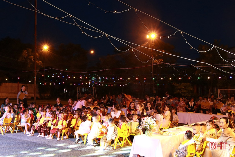 Học sinh mầm non iSchool Hà Tĩnh hào hứng với dạ tiệc mùa hè - Summer Party