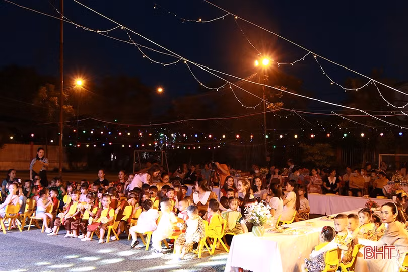 Học sinh mầm non iSchool Hà Tĩnh hào hứng với dạ tiệc mùa hè - Summer Party