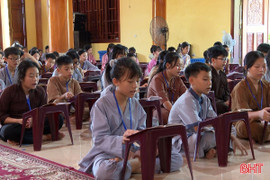 Khóa tu mùa hè dạy trẻ em biết yêu thương và bản lĩnh hơn