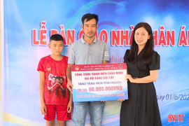 Báo Hà Tĩnh khánh thành 2 căn nhà nhân ái