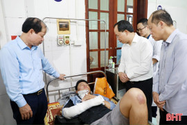 Lãnh đạo Hà Tĩnh chỉ đạo tập trung cứu chữa nạn nhân, điều tra nguyên nhân vụ tai nạn nghiêm trọng