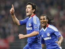 Yuri Zhirkov có thể sẽ rời Chelsea vào mùa hè tới - Ảnh Getty