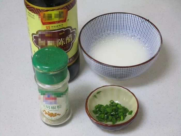 Trời nóng nấu bát súp nấm đậu chua “giải nhiệt” nhanh chóng