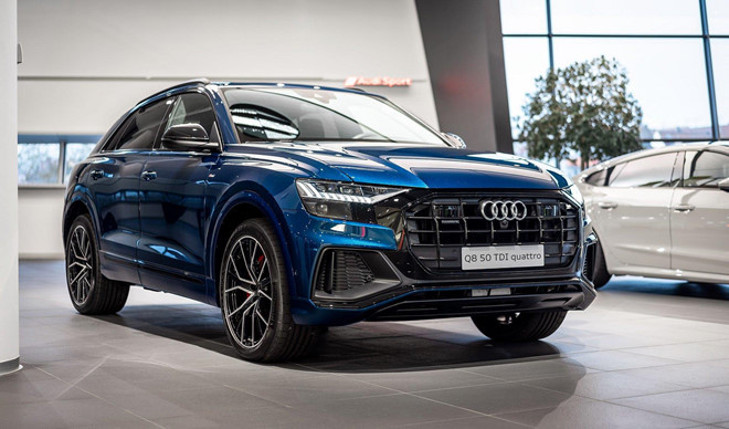 Audi Q8 “khoác áo” đặc biệt, nội thất siêu sang