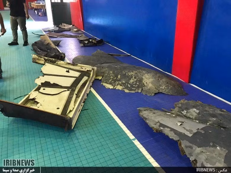 Cận cảnh mảnh vỡ UAV 123 triệu USD của Mỹ bị Iran bắn rơi