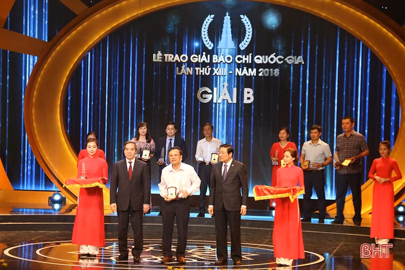 Báo Hà Tĩnh nhận giải C - Giải Báo chí quốc gia lần thứ XIII