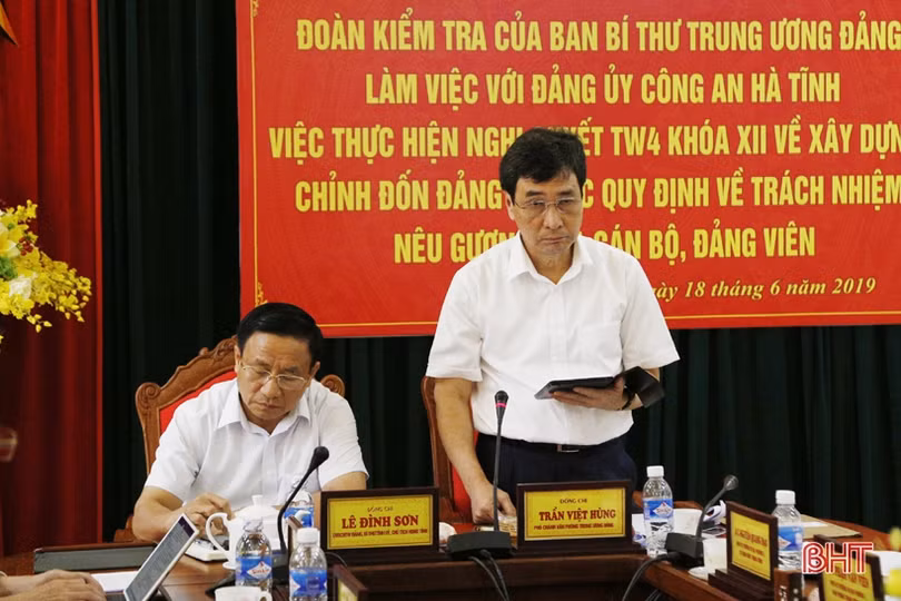 Cấp trên, người đứng đầu Công an Hà Tĩnh phải gương mẫu để cấp dưới học tập, noi theo