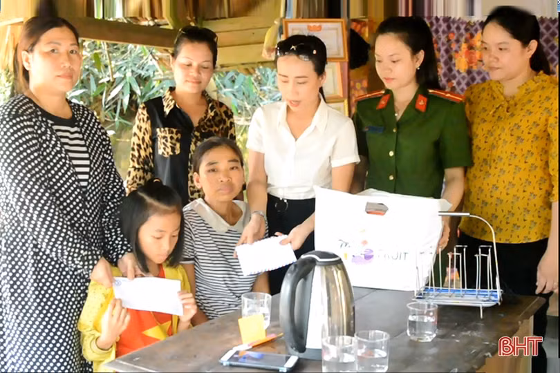 “Cảm ơn anh chị em Báo Hà Tĩnh đã đùm bọc tôi như người thân”