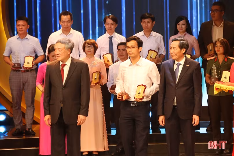 Báo Hà Tĩnh nhận giải C - Giải Báo chí quốc gia lần thứ XIII