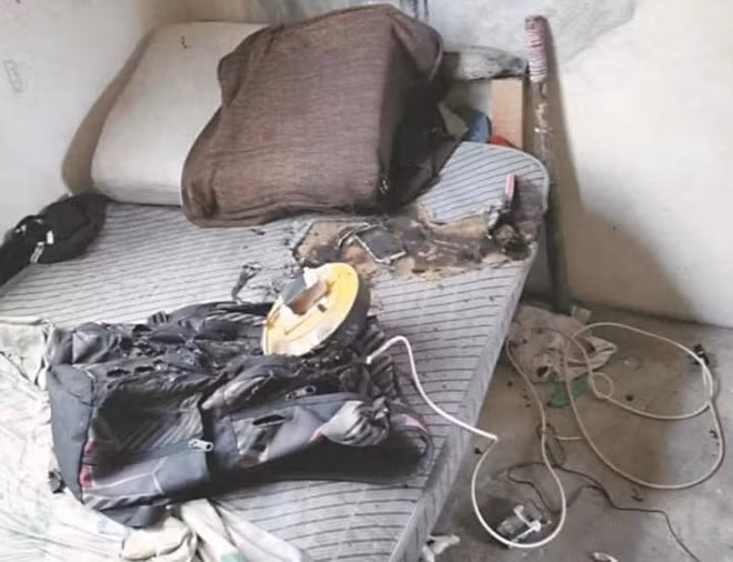 Vừa sạc vừa dùng, chàng trai nhập viện vì điện thoại nổ