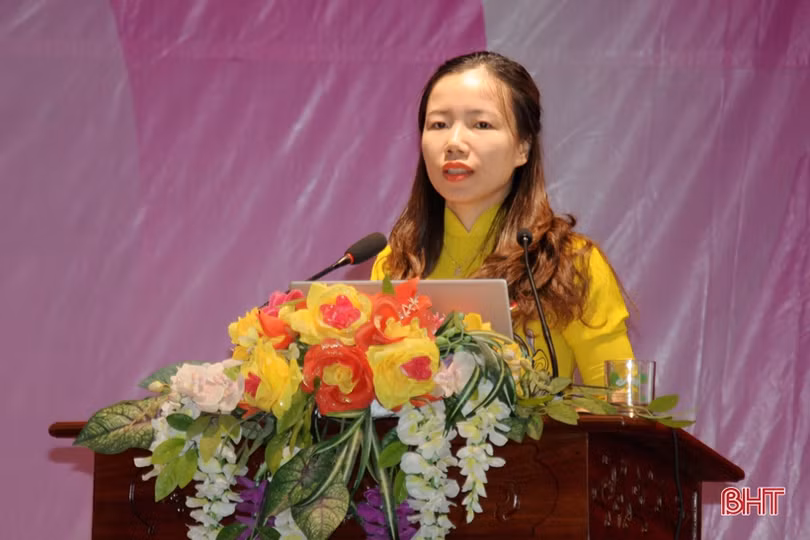 13 thí sinh các cơ quan và doanh nghiệp Hà Tĩnh thi báo cáo viên giỏi