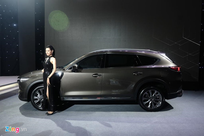 Mazda CX-8 giá từ 1,15 tỷ có gì để cạnh tranh ở "sân chơi" SUV 7 chỗ ảnh 4 Mazda CX-8 giá từ 1,15 tỷ có gì để cạnh tranh ở “sân chơi” SUV 7 chỗ