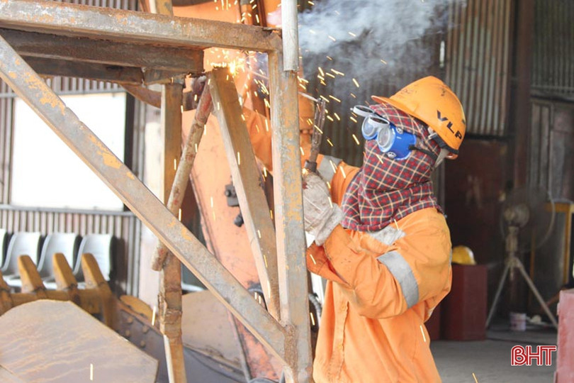Kinh tế Hà Tĩnh tiếp tục tăng trưởng ấn tượng, vào top đầu cả nước