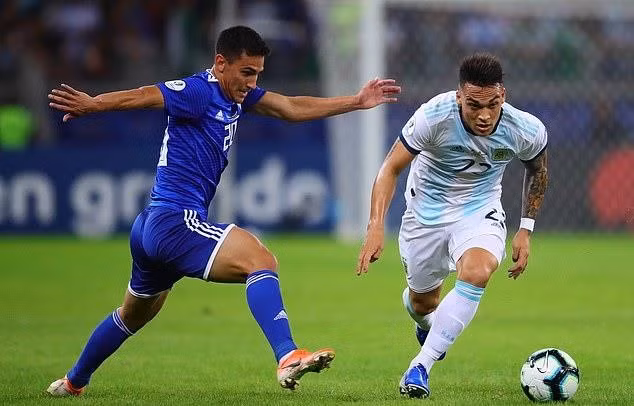 Nội bộ tuyển Argentina bất ổn sau trận hòa Paraguay