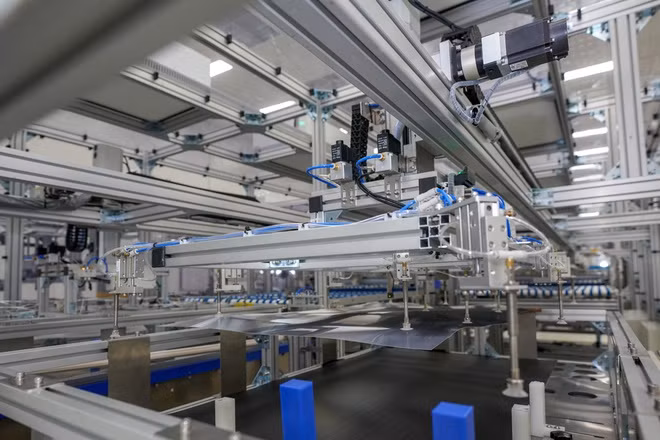 Khám phá dây chuyền sản xuất TV Vsmart