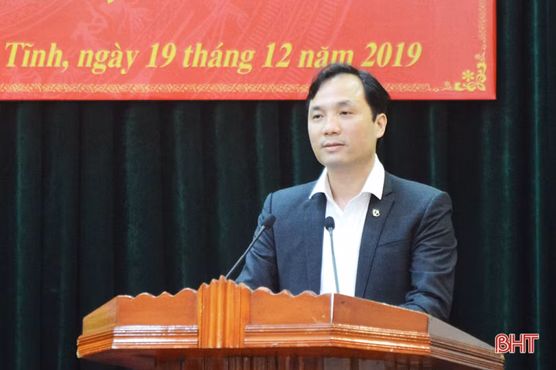 Hà Tĩnh trao giải Búa liềm vàng cấp tỉnh cho 26 tác phẩm xuất sắc