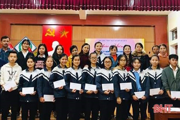 572 học sinh Hà Tĩnh đạt danh hiệu học sinh giỏi tỉnh lớp 12