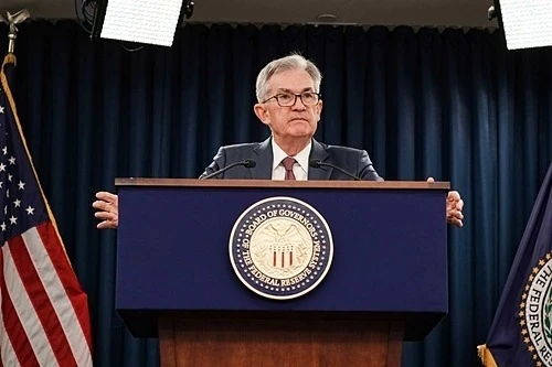 Chủ tịch Fed Jerome Powell thông báo hạ lãi suất. Ảnh: Reuters Những biến động của kinh tế thế giới 2019