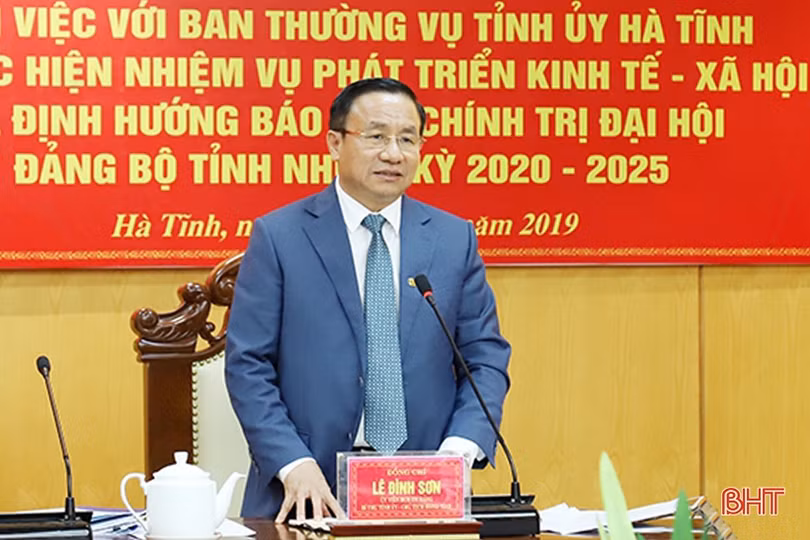 Phó Thủ tướng Chính phủ Vương Đình Huệ: Hà Tĩnh luôn thể hiện khát vọng vươn lên, đã thành tỉnh phát triển nhanh và toàn diện