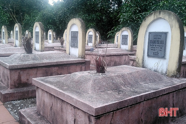 Cảnh tượng buồn ở Di tích lịch sử quốc gia Trường Cấp 2 Hương Phúc