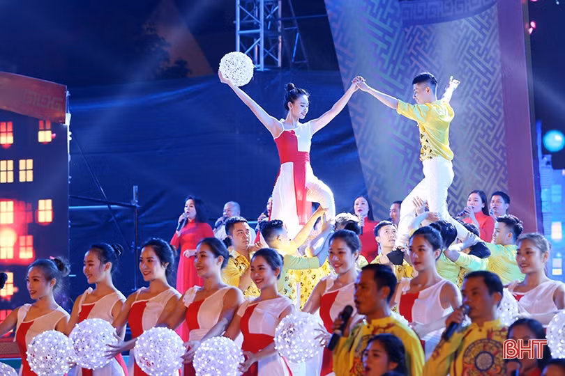 Lắng đọng chương trình nghệ thuật “Linh khí Sông Nghèn”