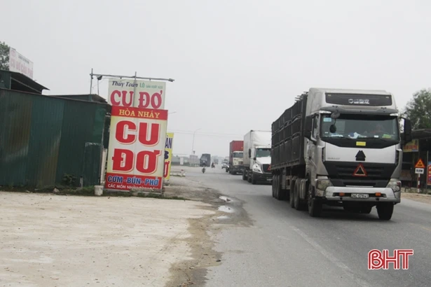 Nơm nớp lo sợ khi qua các ngã tư giao cắt với QL 1A tuyến tránh TP. Hà Tĩnh