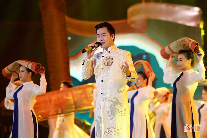 Lắng đọng chương trình nghệ thuật “Linh khí Sông Nghèn”