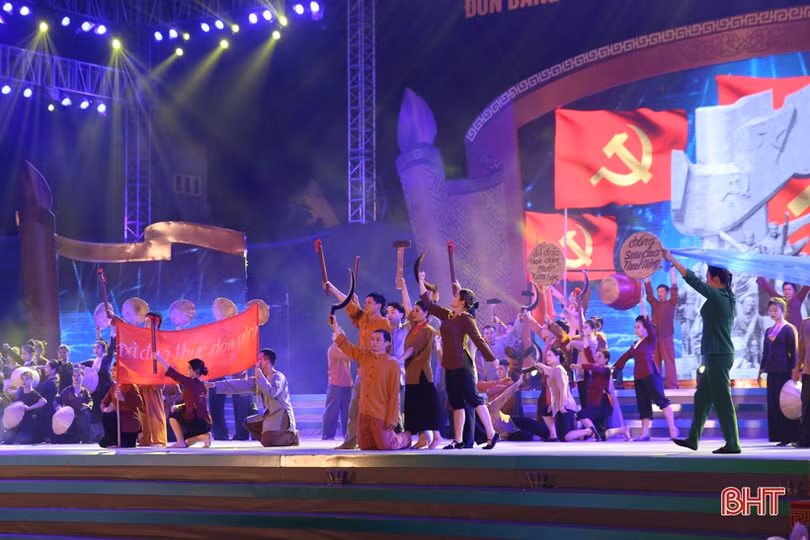 Long trọng kỷ niệm 550 năm thành lập huyện Thiên Lộc - Can Lộc, đón bằng công nhận huyện NTM