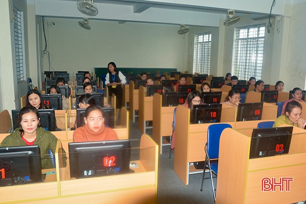 TX Kỳ Anh thi tuyển 71 giáo viên tiểu học