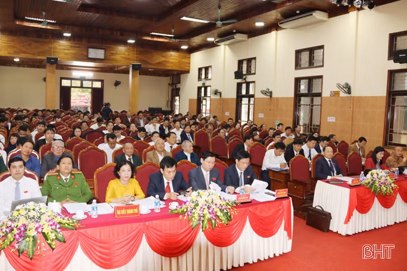 Tâm huyết, trách nhiệm bàn giải pháp, đưa TP Hà Tĩnh phát triển xứng tầm