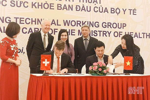 Triển khai dự án Tăng cường chăm sóc sức khỏe ban đầu tại Hà Tĩnh