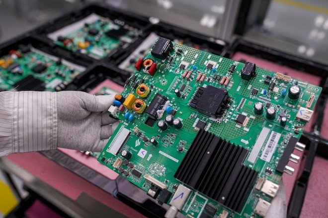 Khám phá dây chuyền sản xuất TV Vsmart