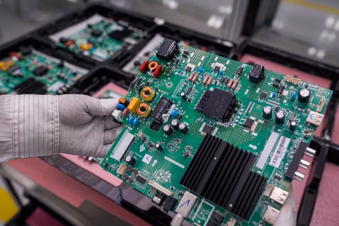 Khám phá dây chuyền sản xuất TV Vsmart