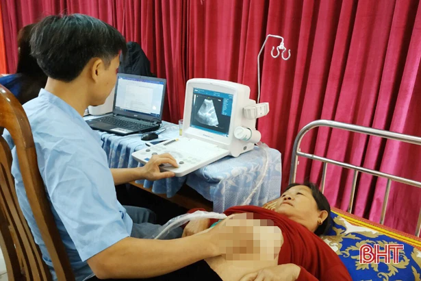 Formosa Hà Tĩnh phối hợp khám, cấp thuốc miễn phí cho hơn 200 người dân