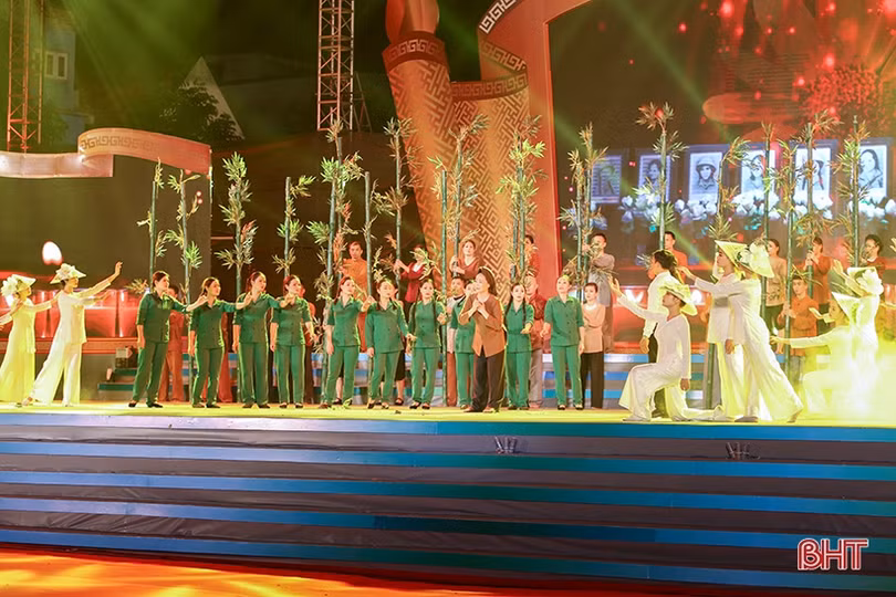 Lắng đọng chương trình nghệ thuật “Linh khí Sông Nghèn”