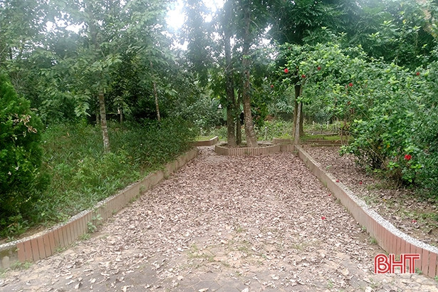 Cảnh tượng buồn ở Di tích lịch sử quốc gia Trường Cấp 2 Hương Phúc