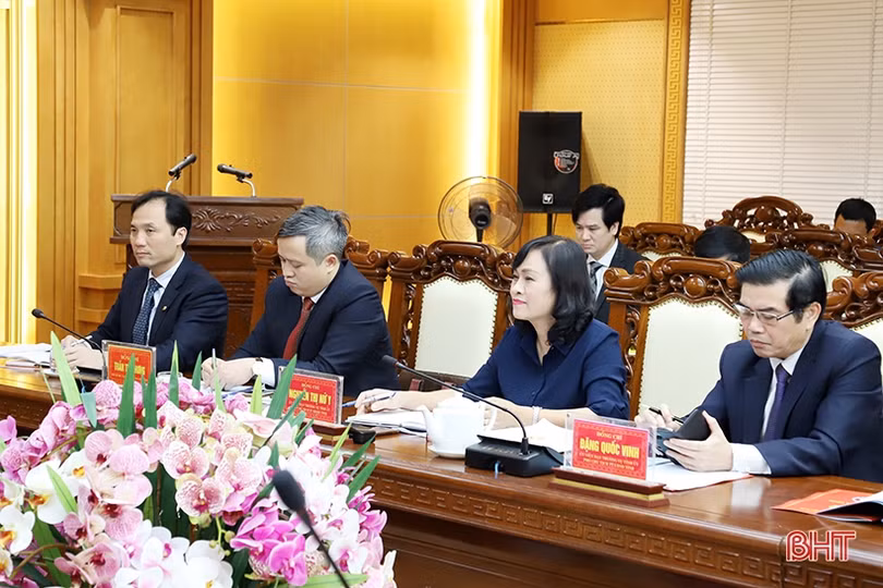 Phó Thủ tướng Chính phủ Vương Đình Huệ: Hà Tĩnh luôn thể hiện khát vọng vươn lên, đã thành tỉnh phát triển nhanh và toàn diện