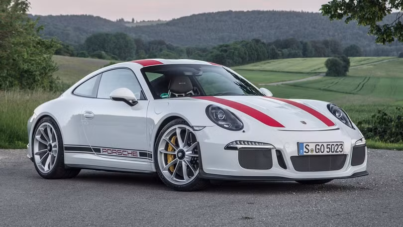 10 siêu xe được bán hết trước khi ra mắt chính thức