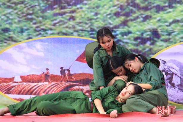 Đặc sắc chương trình câu lạc bộ văn học lịch sử âm nhạc ở Nghi Xuân