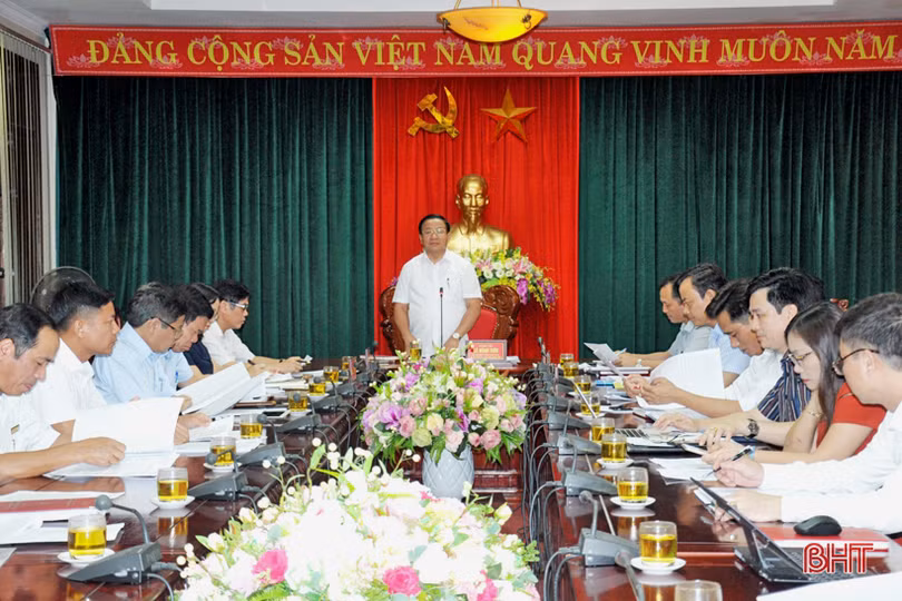 Bí thư Tỉnh ủy yêu cầu tham mưu phương án điều chỉnh học phí