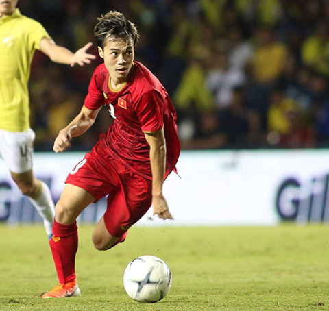 Công Phượng đá hỏng luân lưu, Việt Nam lỡ hẹn với chức vô địch King"s Cup ảnh 2 Công Phượng đá hỏng luân lưu, Việt Nam lỡ hẹn với chức vô địch Kings Cup