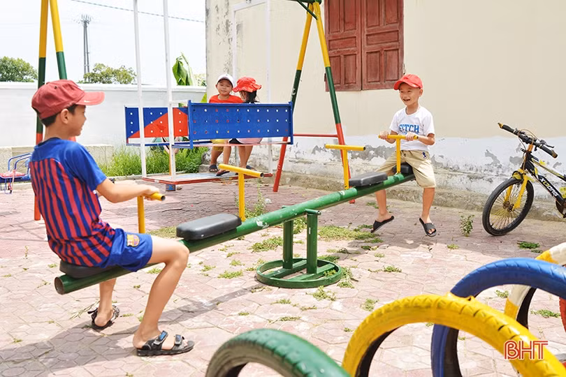 ĐVTN Hồng Lĩnh “hô biến” phế liệu trở thành đồ chơi trẻ em