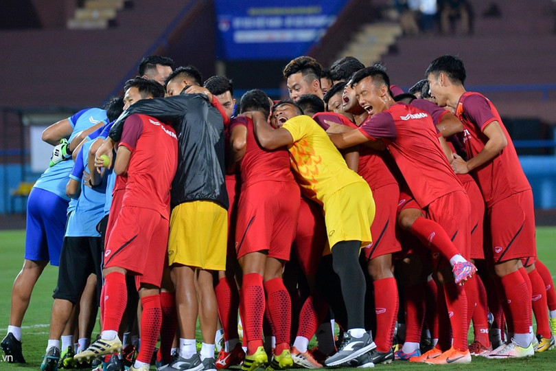 Phạm Tuấn Hải tập hăng say cùng U23 Việt Nam, sẵn sàng cho trận gặp Myanmar